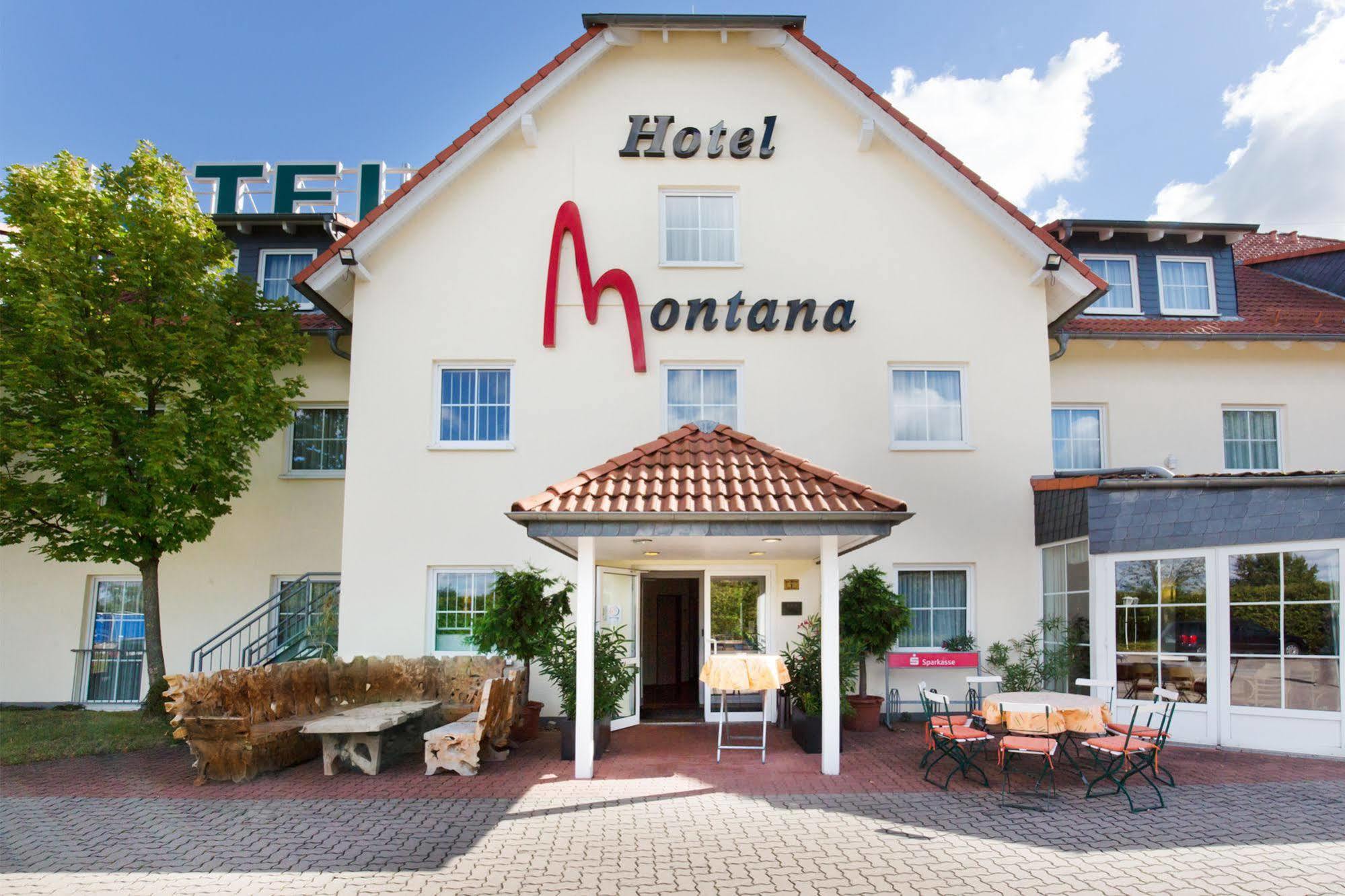 Hotel Montana Лауэнау Экстерьер фото